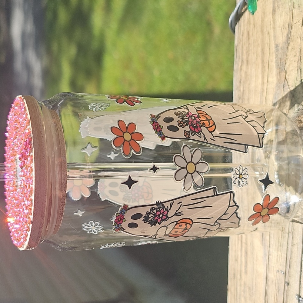 Ghost and Flower Glass Tumbler with Pink Lid - Picture 4 of 4